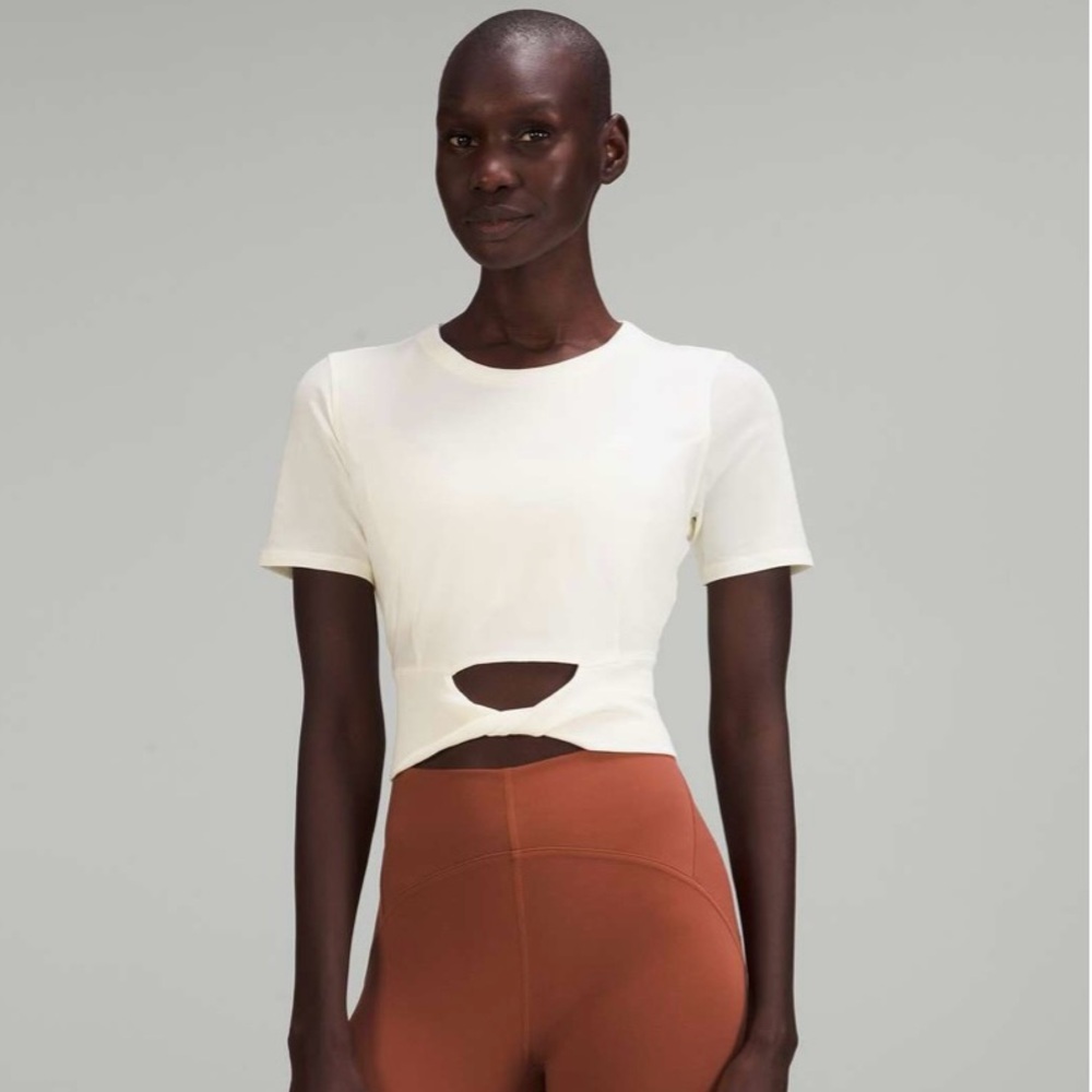 Lululemon Cropped Tee Cream Ribbed Waist Twist Short Sleeve Top